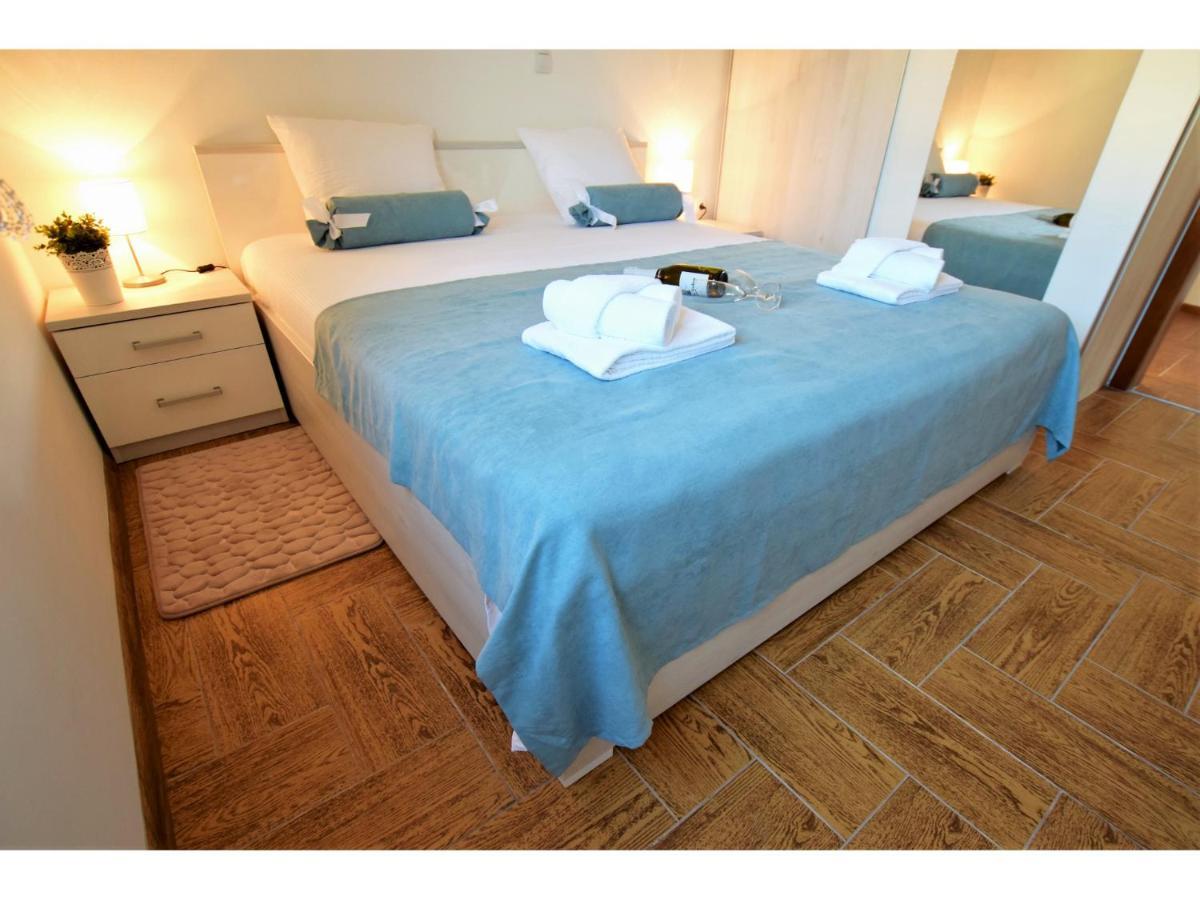 Apartment Dinko Rovanjska Extérieur photo