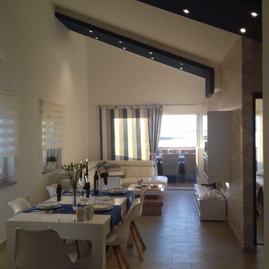 Apartment Dinko Rovanjska Extérieur photo